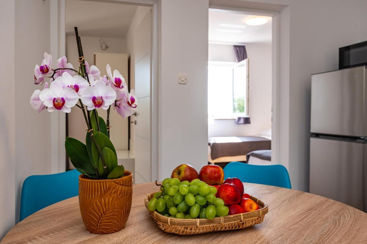 Borovići La More Apartments מראה חיצוני תמונה